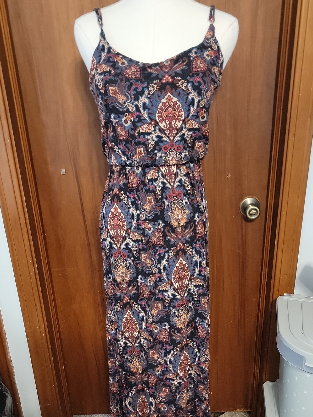 Forever 21 Navy Paisley-Print Spaghetti Strap Maxi Dress